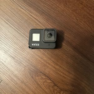 New, in great condition never been used, need sims card